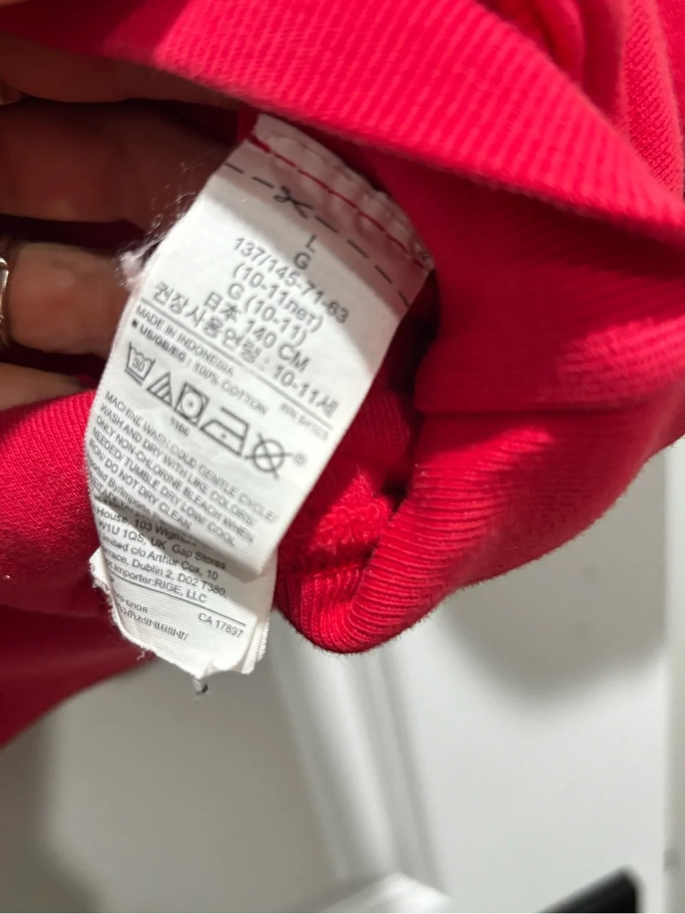 Yeezy Gap / Kayne West Red double layered hoodie size kids Large